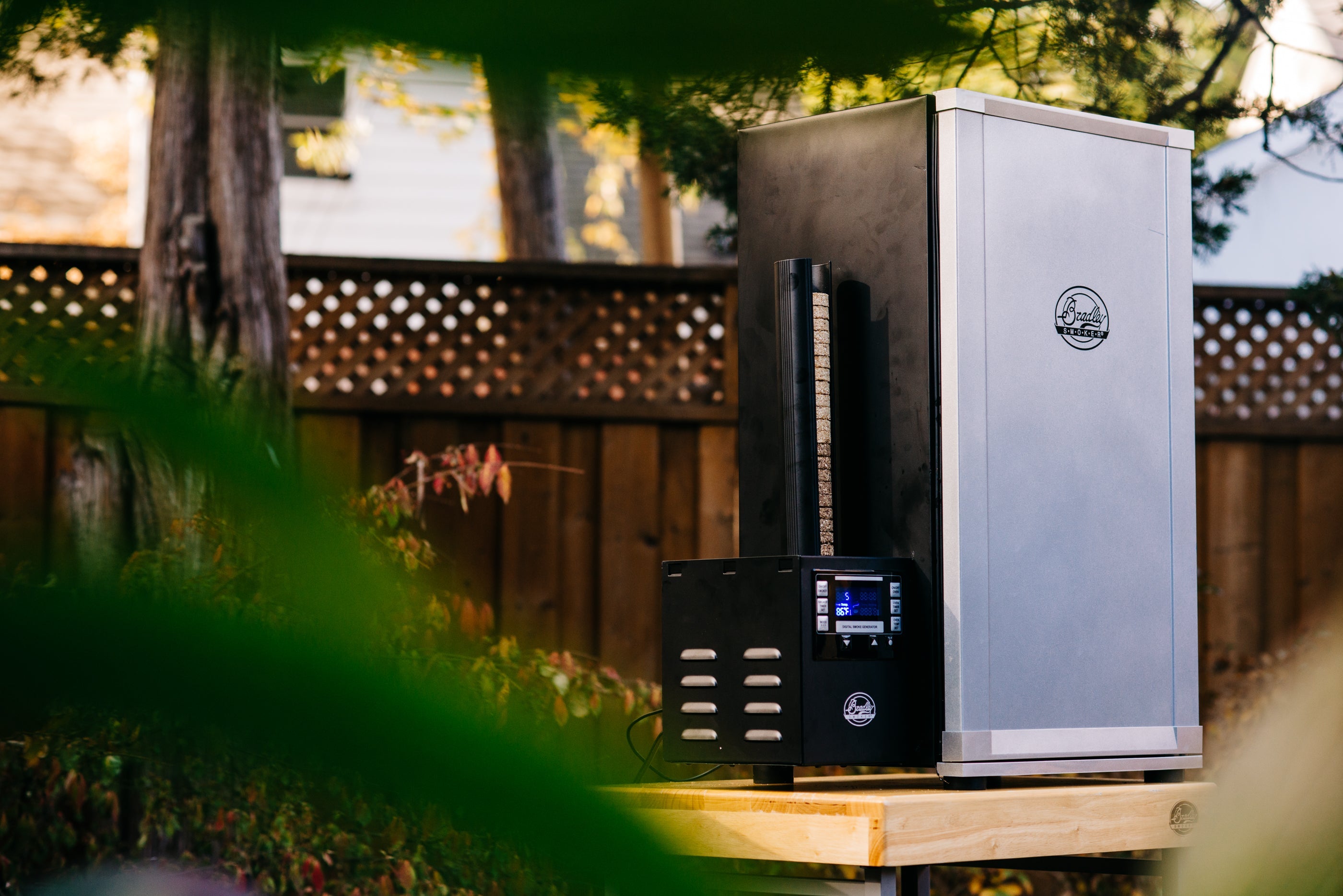 Using a shop bradley smoker