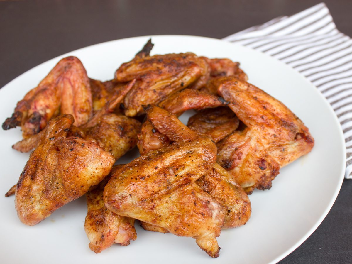 Smoked Salt and Pepper Chicken Wings Recipe - Bradley ...